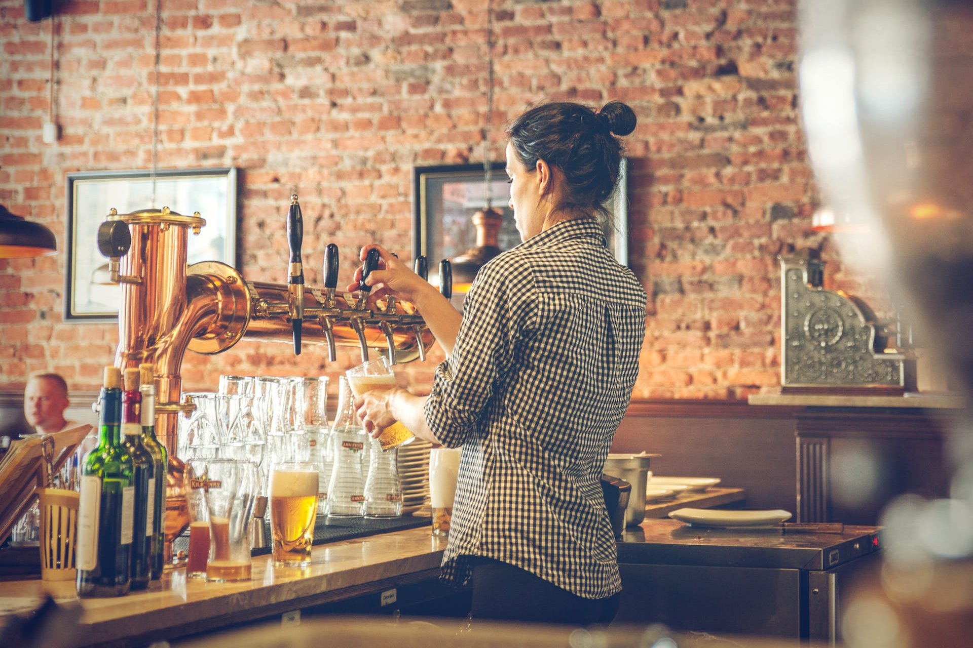 Operaciones básicas de restaurante y bar